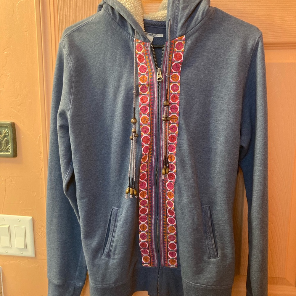 Lucky Brand sweatshirt and matching pants outfit